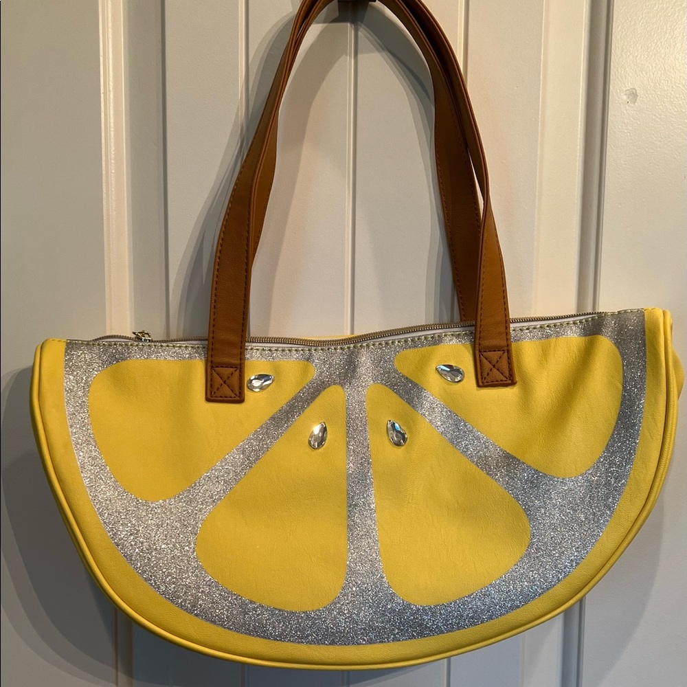 Betsey Johnson adorable lemon slice insulated lunch tote.